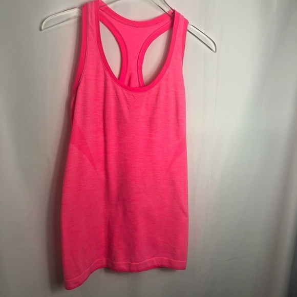 VICTORIAS SECRET | VSX Sport Racerback Tank 462 - Picture 1 of 3